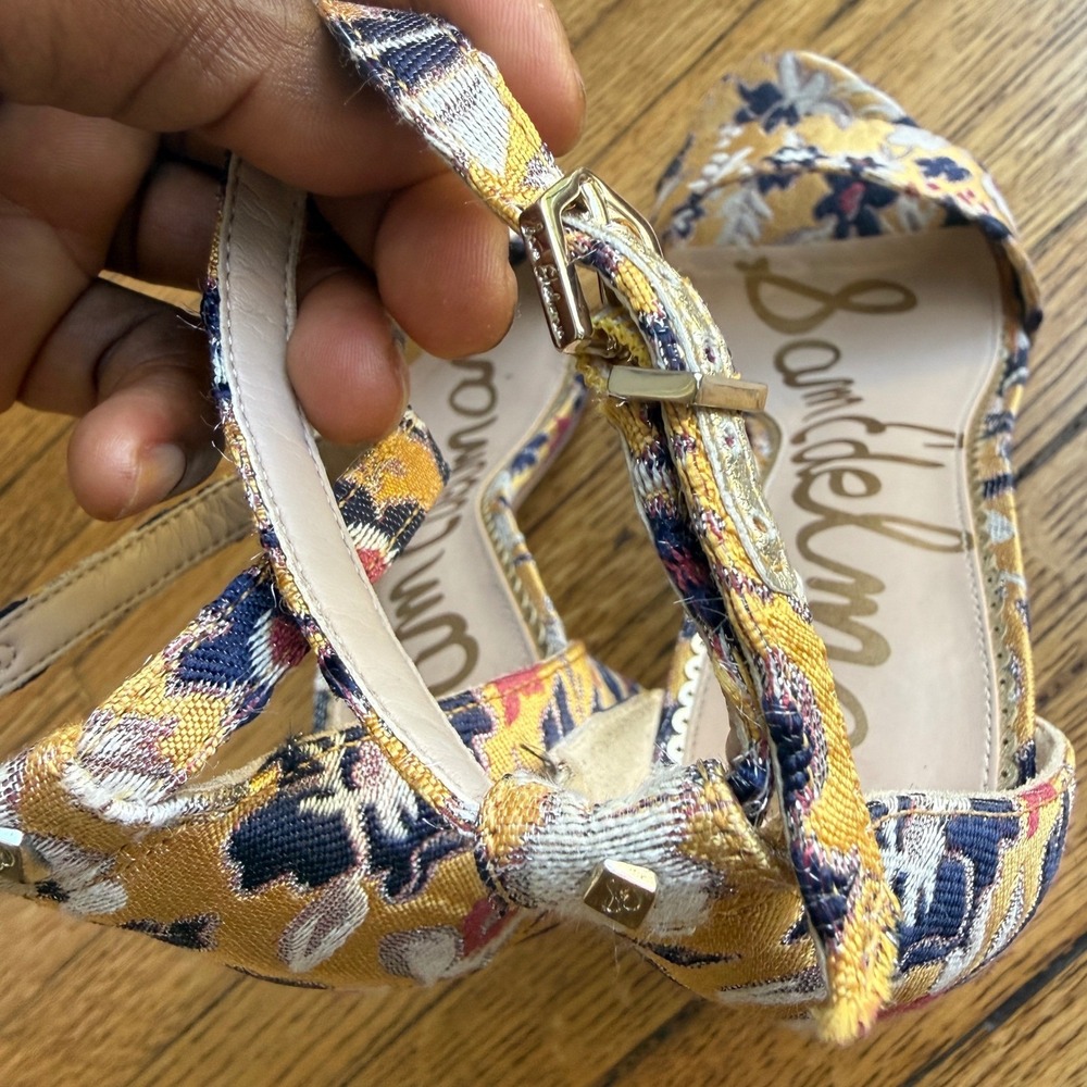 Sam Edelman Yaro Yellow Floral Brocade Ankle Strap Block Heel Sandals 9 - Picture 4 of 10